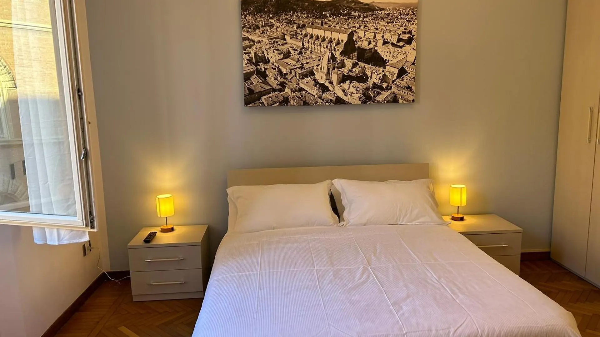 Suite In The Center Of Bologna Italien